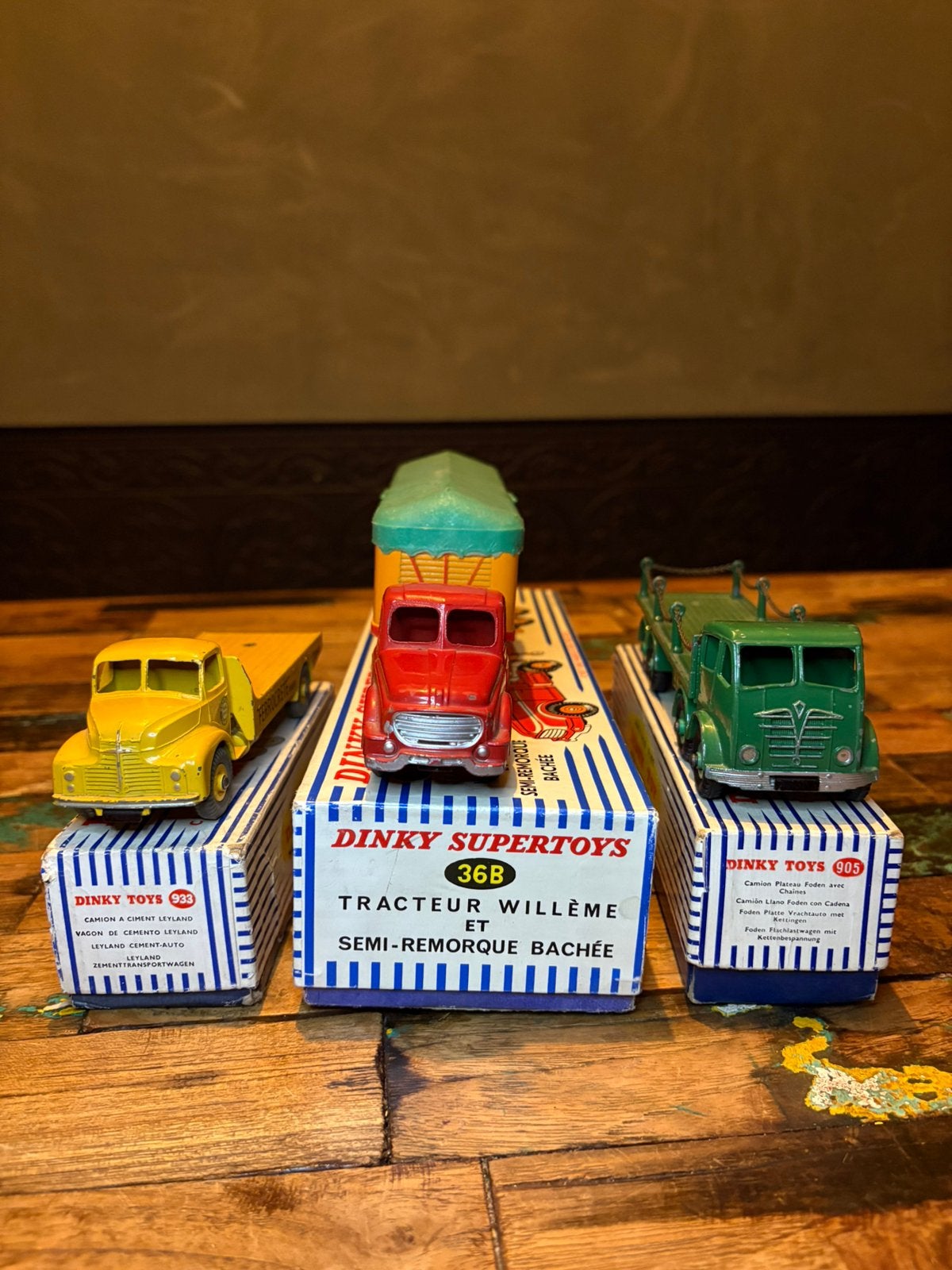 Dinky Toys 36B, 905 & 933 3 originele vrachtwagens, Hobby en Vrije tijd, Modelauto's | 1:43, Ophalen of Verzenden, Gebruikt, Bus of Vrachtwagen