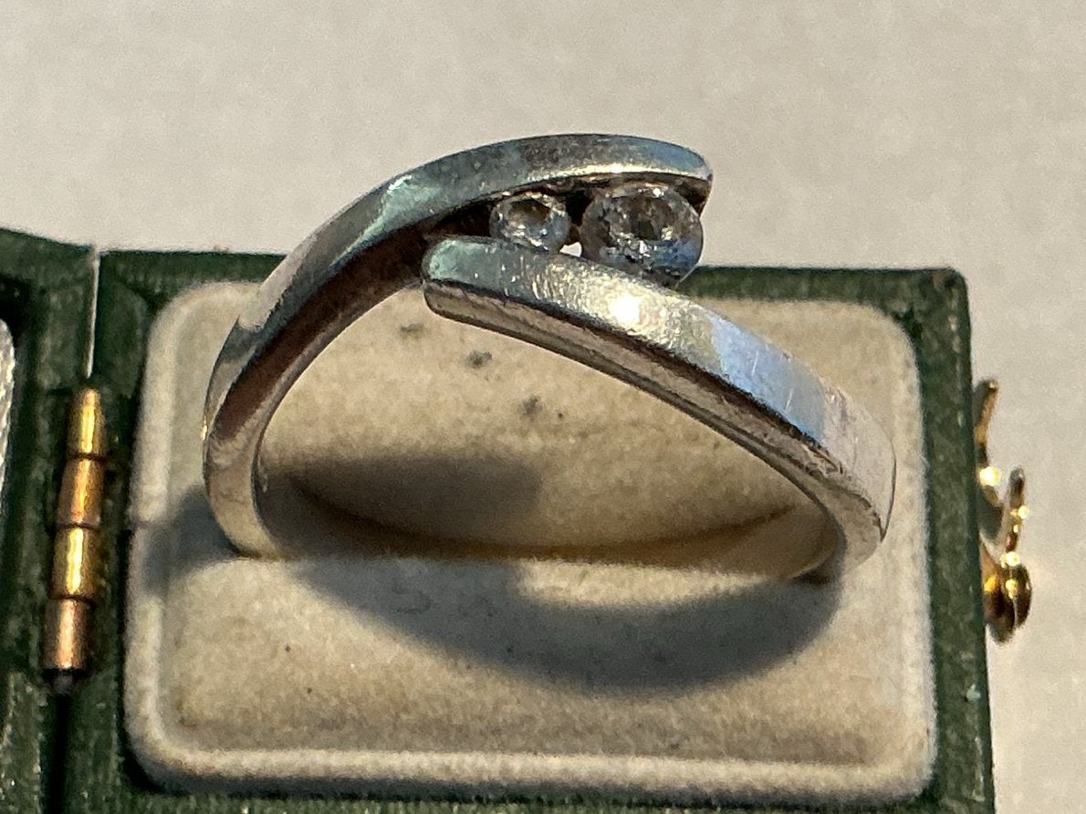 ZILVER 925 DESIGN RING IN FINSE STIJL MET WITTE EDELSTENEN, Verzenden, Zilver, Ring, Met edelsteen