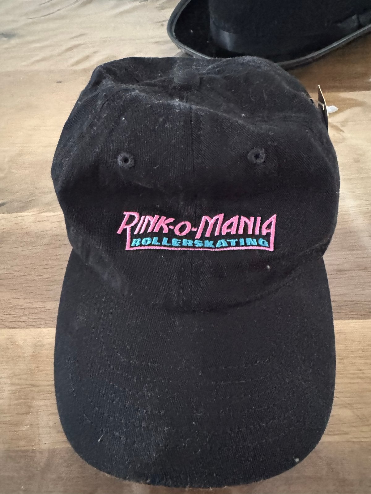 Stranger Things Rink-O-Mania Pet - Nieuw met kaartje!, Kleding | Dames, Ophalen of Verzenden, Nieuw, One size fits all, Pet