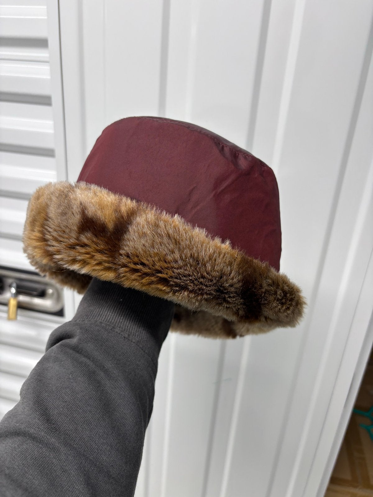 Wigéns Winterhoed met Faux Bont - Maat L, Ophalen of Verzenden, Zo goed als nieuw, 58 cm (L, 7¼ inch) of meer, Hoed
