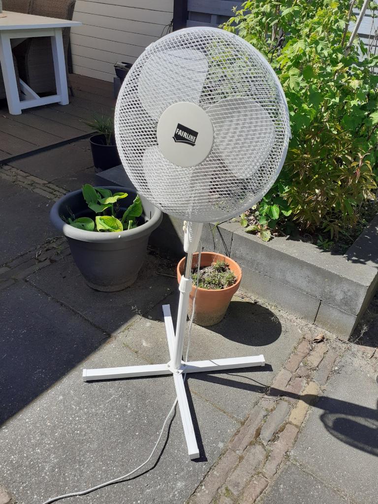 Ventilator op standaard  fairline, Ophalen, Gebruikt, Statiefventilator