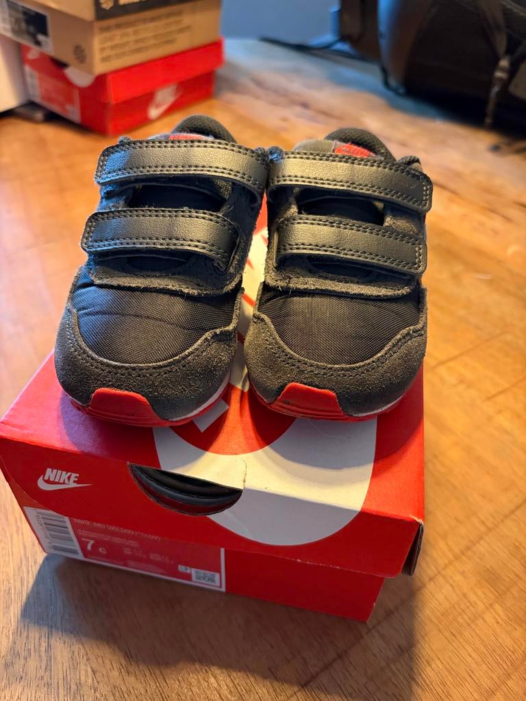 Nike MD Valiant sneakers - Maat 23,5, Ophalen, Gebruikt, Schoenen, Jongen