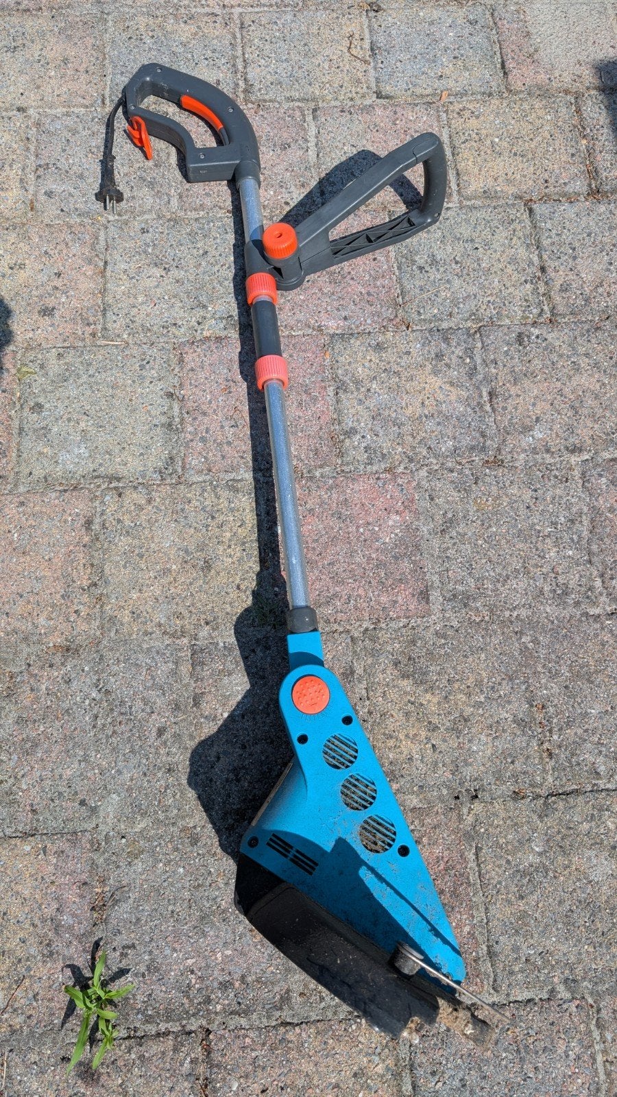 Gardena Kantmaaier Blauw - Elektrische Grastrimmer, Gebruikt, Ophalen of Verzenden, 30 tot 50 cm, Elektrisch