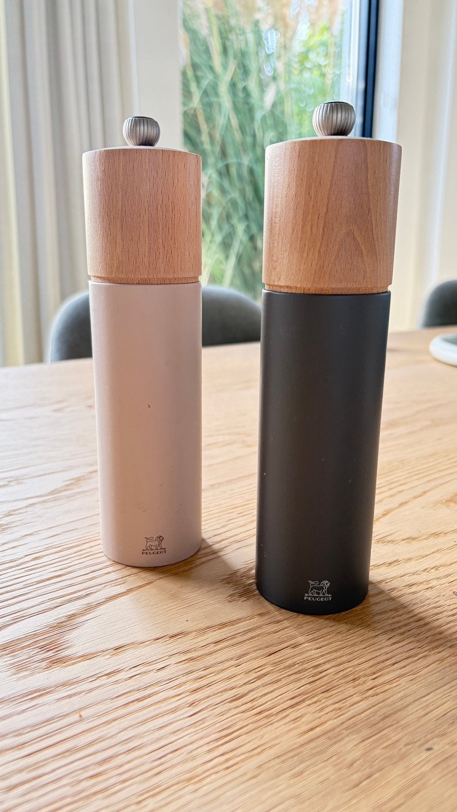 Peper en zout molen, Ophalen of Verzenden, Zo goed als nieuw