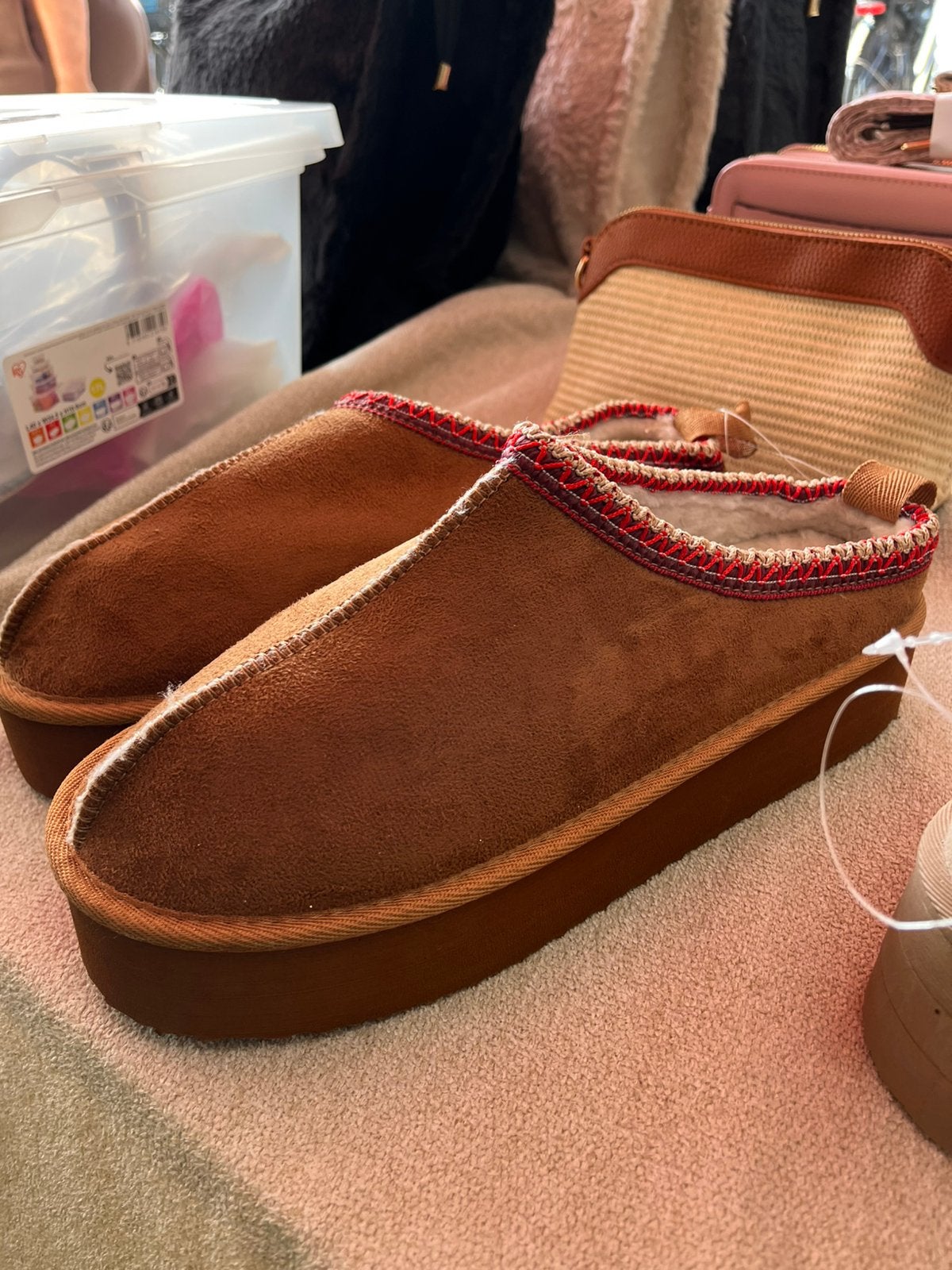 Slof met harde zool, Bruin, Nieuw, Ophalen of Verzenden, Pantoffels of Sloffen