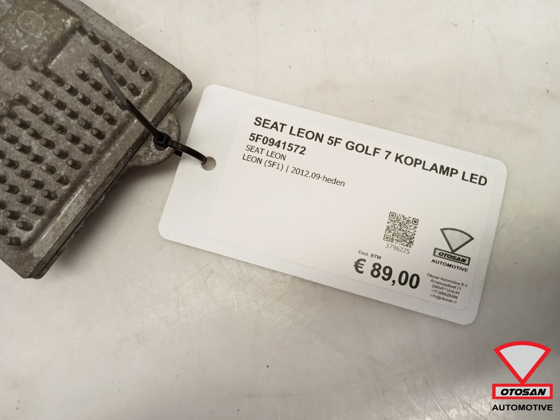 Seat Leon 5F Golf 7 Koplamp LED Module 5F0941472, Auto-onderdelen, Verlichting, Gebruikt, Autovia A-2, Km 585 585
08760  Martorell, ES