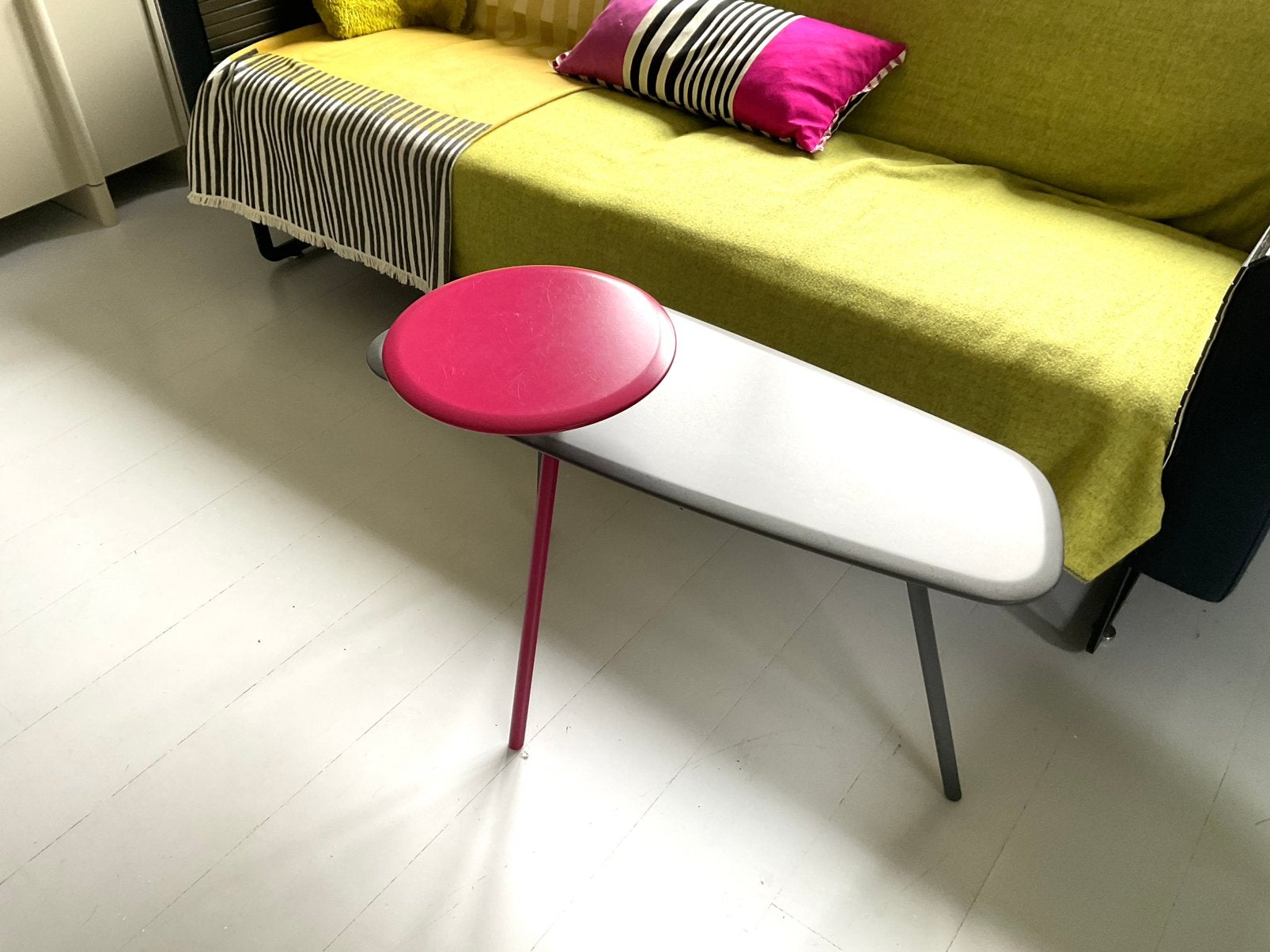 Leolux salontafel / bijzetter, Ophalen, 100 tot 150 cm, 50 tot 100 cm, Zo goed als nieuw