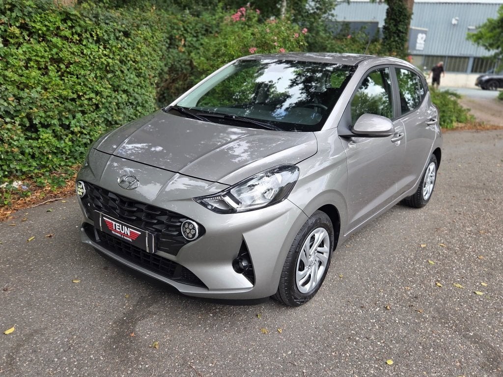 Hyundai i10  2021 14915 km 1ste eigenaar groot scherm, Auto's, Voorwielaandrijving, Dealer onderhouden, Stof, 899 kg