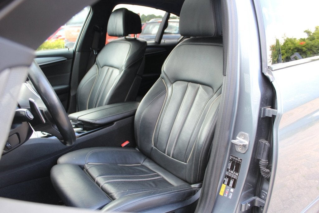 BMW 5-serie 530e M Pakket | Schuifkanteldak | Harman Kardon, Auto's, 1998 cc, Achterwielaandrijving, Gebruikt, 4 cilinders