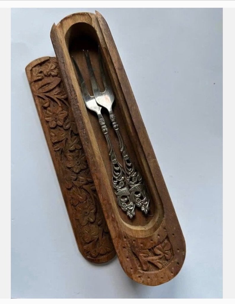 Houten bewerkt kistje 23 cm met 2 vorken Gero, Minder dan 50 cm, Minder dan 50 cm, Ophalen of Verzenden, Zo goed als nieuw