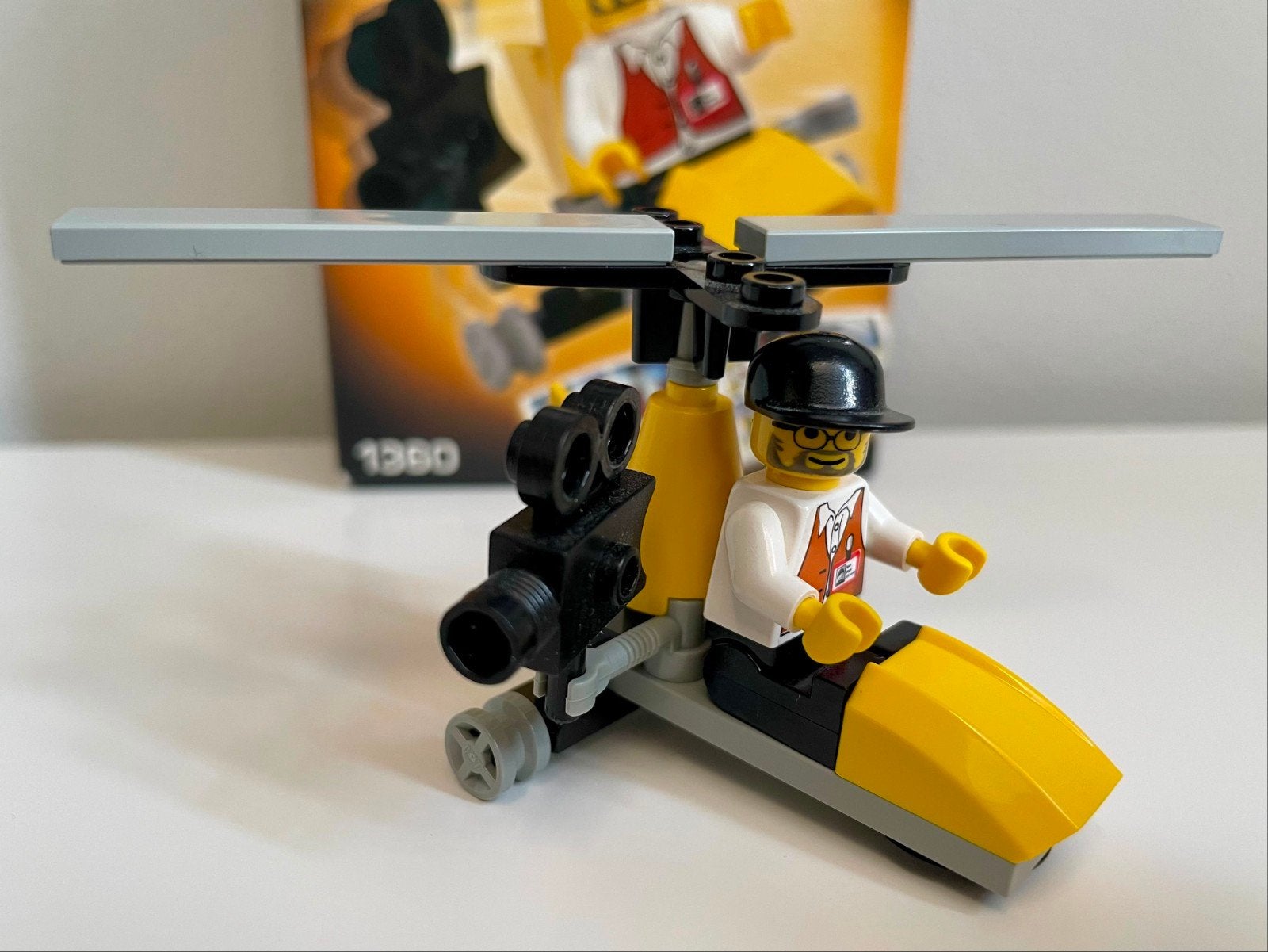 LEGO Studios 1360: Vliegende Camera Man (2000), Overige thema's, Lego, Ophalen of Verzenden, Zo goed als nieuw