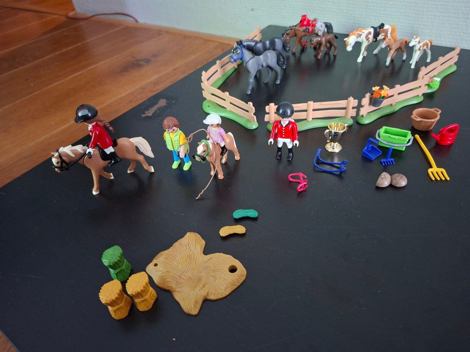 Playmobil paarden, bereiders en hekken, Ophalen of Verzenden, Gebruikt