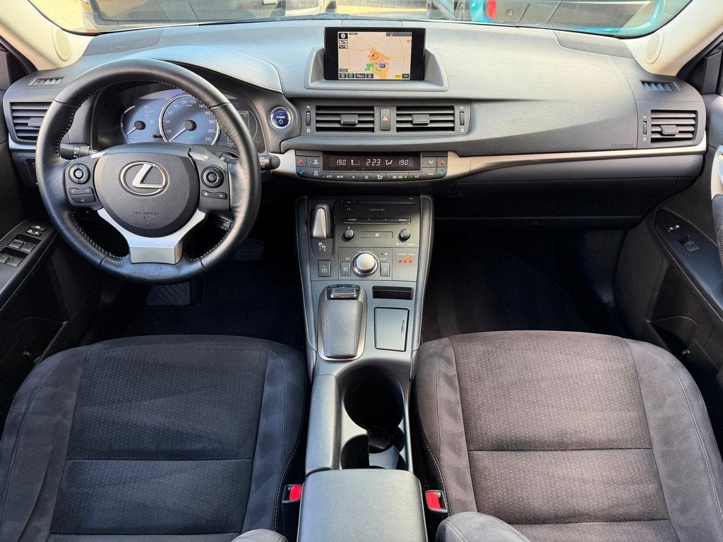 Lexus CT 200h Luxury Line Parelmoerwit Orig NL NAP Garantie, Auto's, Lexus, 136 pk, Gebruikt, Zwart, 4 cilinders