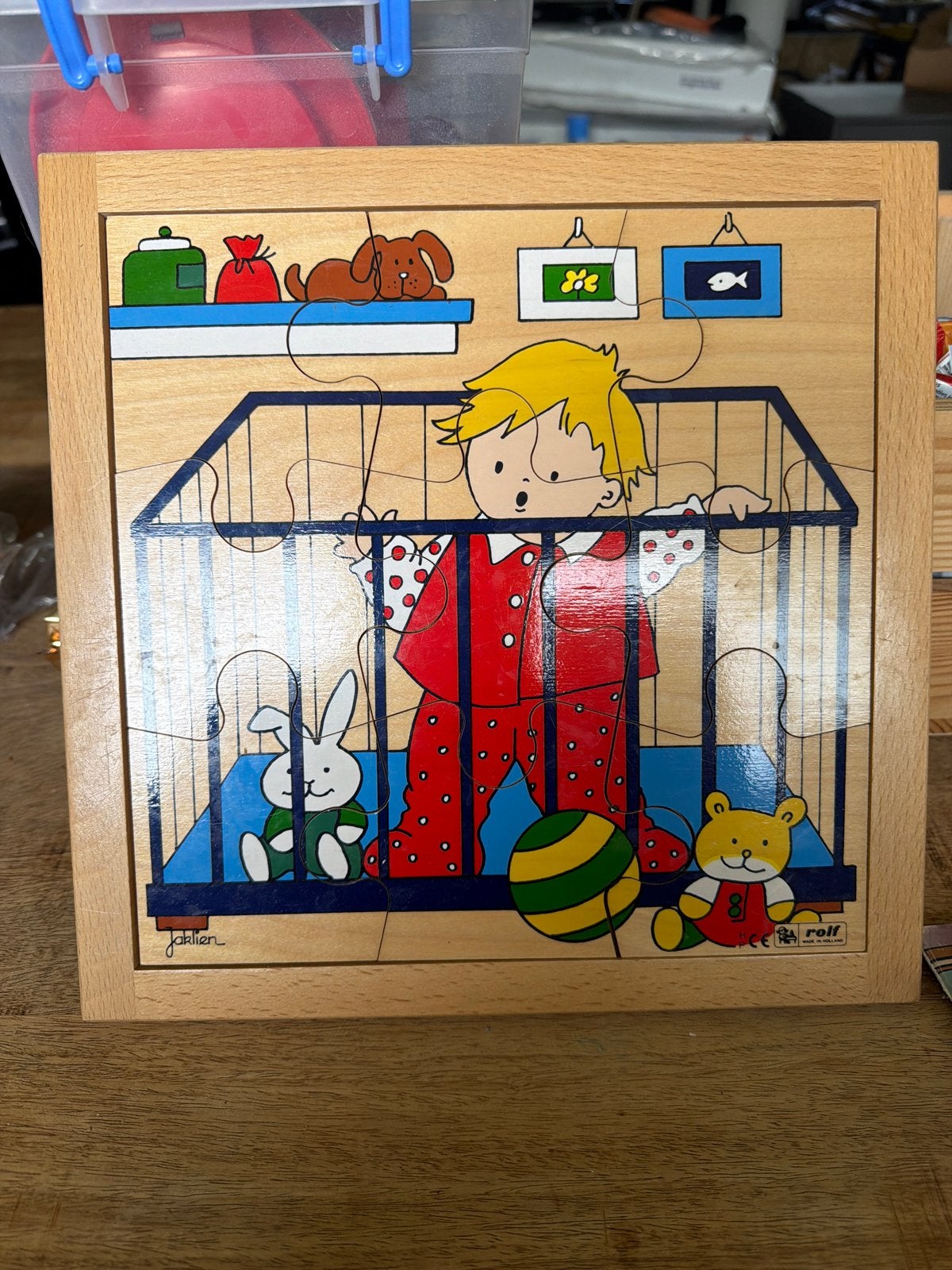 Houten kinderpuzzel met baby in wieg, 2 tot 4 jaar, Gebruikt, Ophalen of Verzenden, Van hout