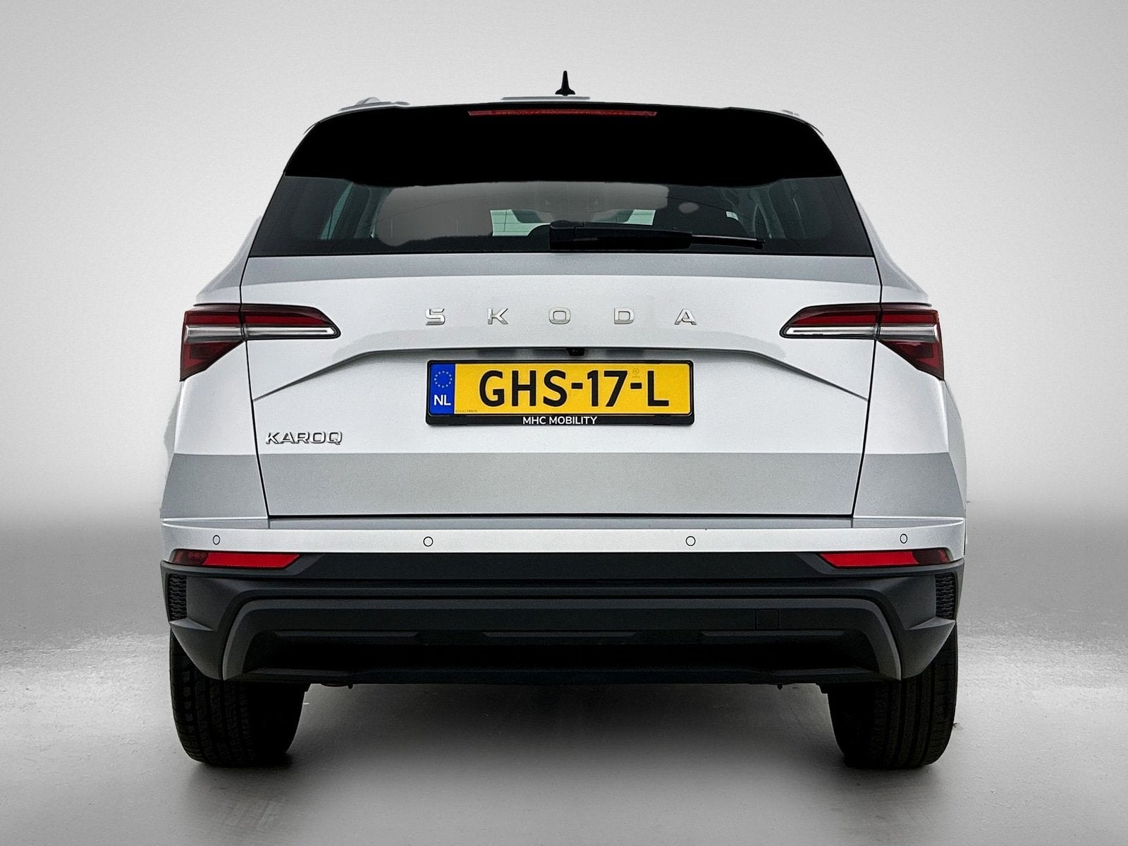 Skoda Karoq 1.5 TSI ACT Business Edition | Navi | Clima | 12, Auto's, Stof, Bedrijf, SUV of Terreinwagen, 1500 kg
