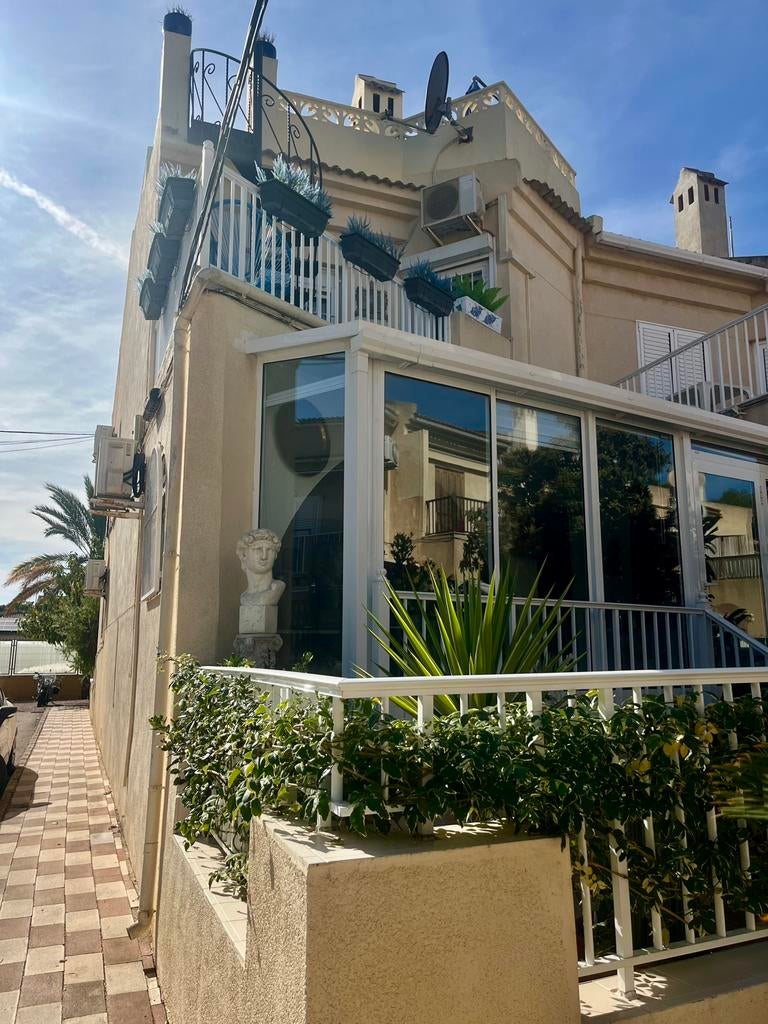 Te huur:Prachtige hoekwoning strand el Rebollo la Marina