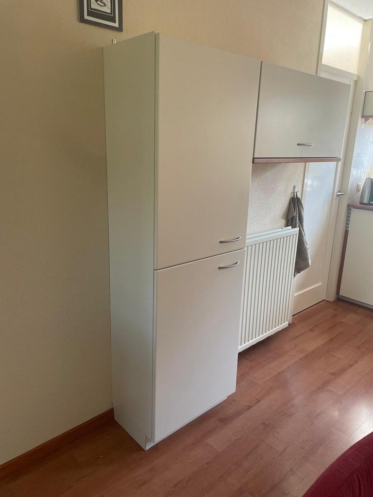 Servies/voorraadkasten, Ophalen, Gebruikt
