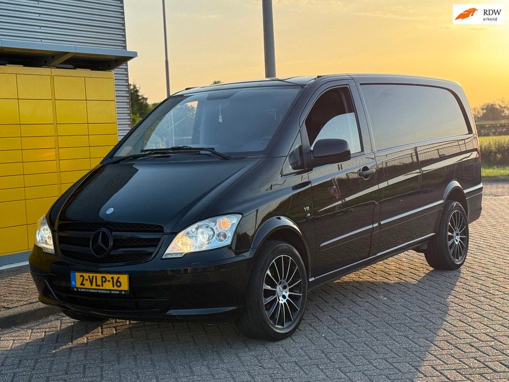 Mercedes-Benz Vito 122 CDI 320 V6 Lang 224PK Bj 2011 Xenon A, Auto's, Automaat, Euro 5, Achterwielaandrijving, Zwart