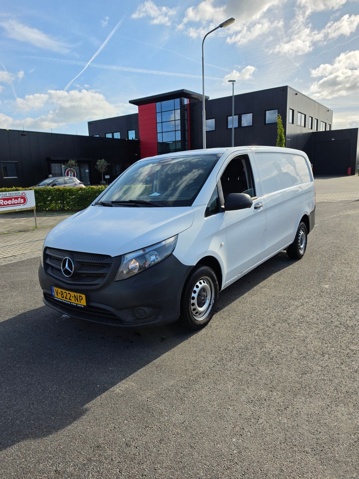 Mercedes-Benz Vito 1.6 CDI 84KW 2015 LEES BESCHRIJVING, Auto's, Bestelauto's, Euro 5, Zwart, 4 cilinders, Wit