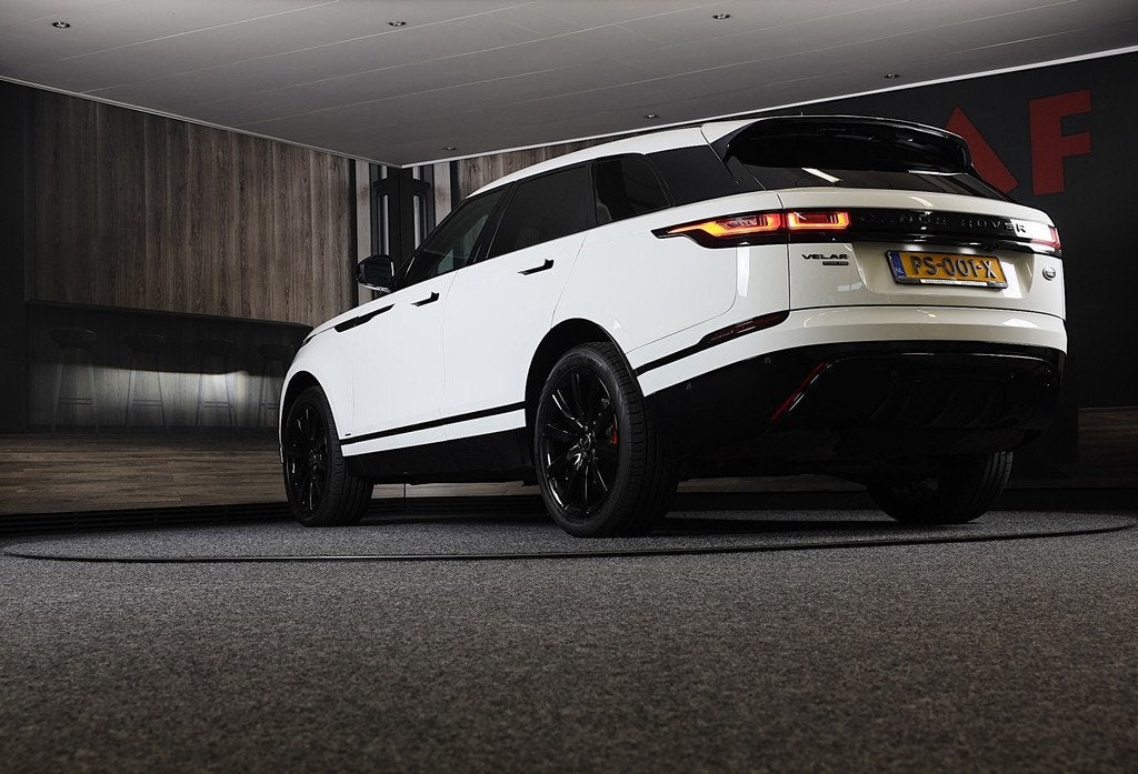 Land Rover Range Rover Velar 2.0 I4 Turbo AWD R-Dynamic HSE, Auto's, Gebruikt, 4 cilinders, Range Rover Velar, Wit