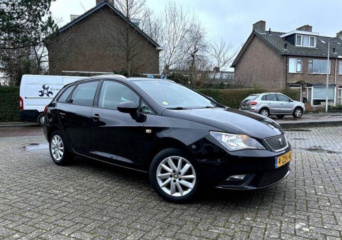 Seat Ibiza 1.2TDI 55KW Ecomotive ST 2015 Zwart, Auto's, Voorwielaandrijving, Euro 5, 74 pk, Zwart