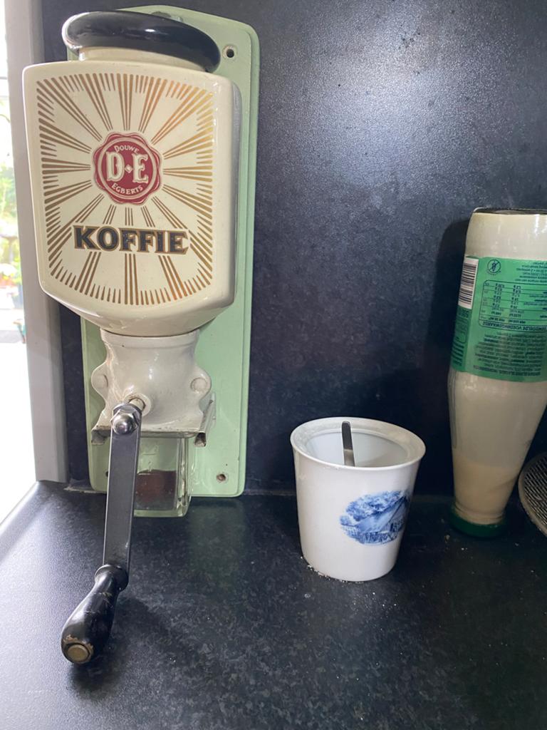Vintage Douwe Egberts Wandkoffiemolen, Ophalen of Verzenden