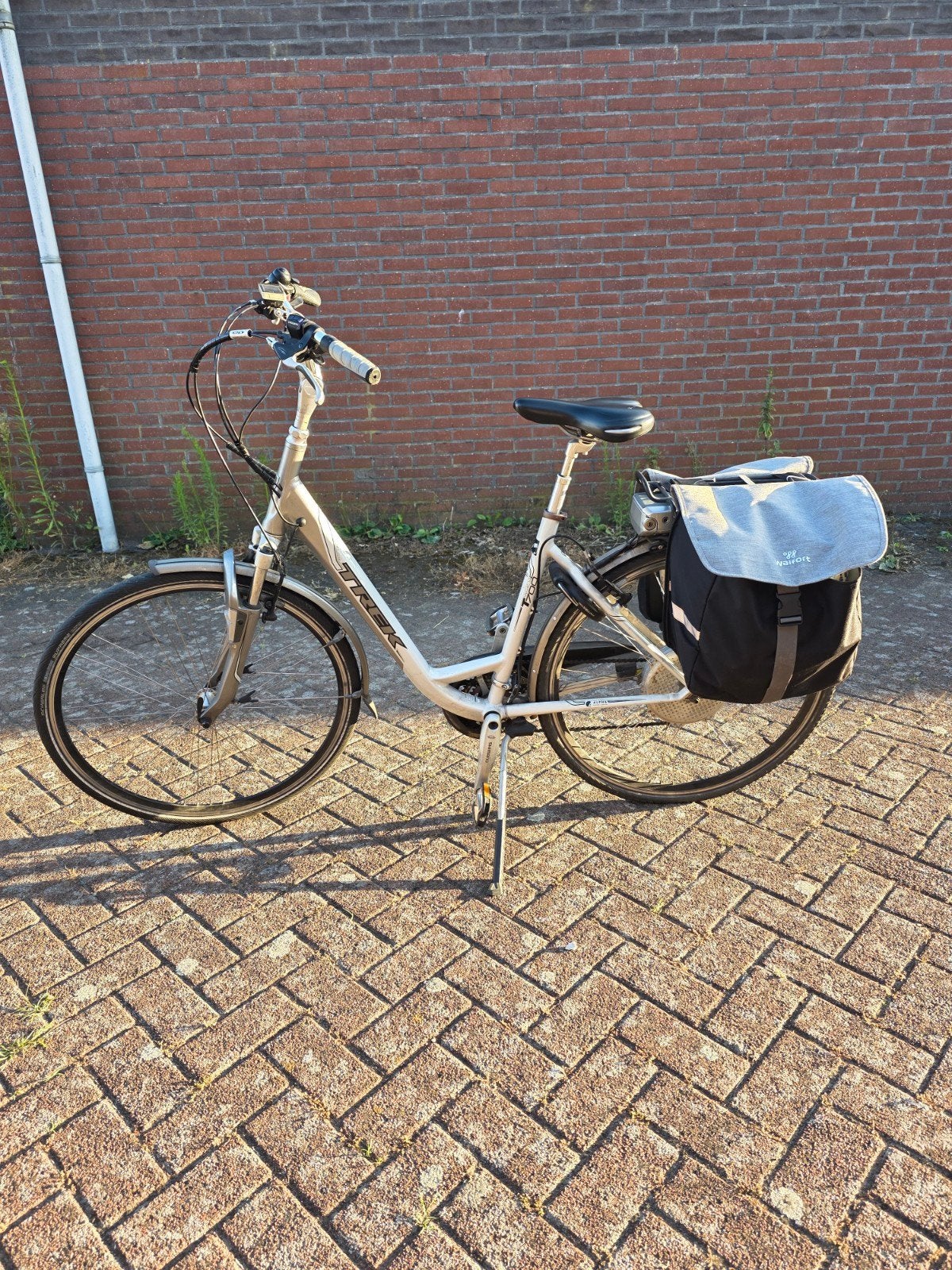 Trek T700 elektrische fiets met kapotte batterij, Velgrem, Versnellingen, Ophalen, Overige merken