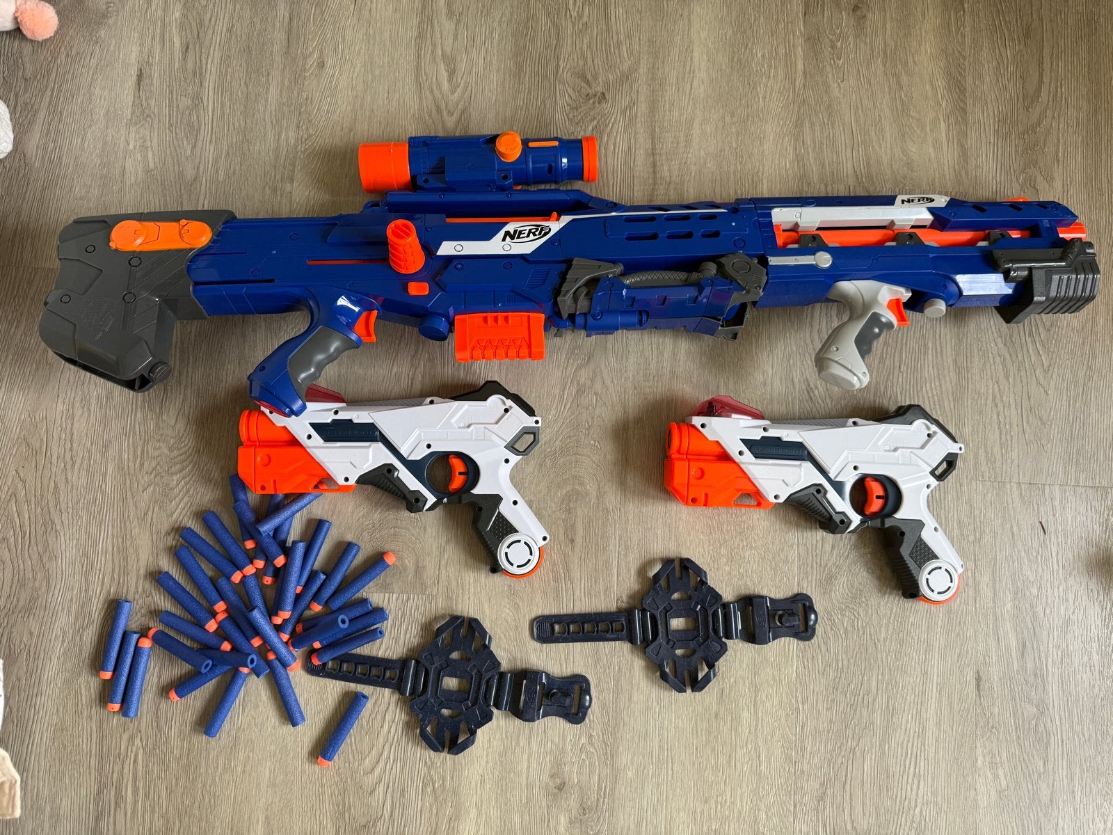 Nerf geweer-set met pijltjes en accessoires, Ophalen, Gebruikt, Jongen of Meisje
