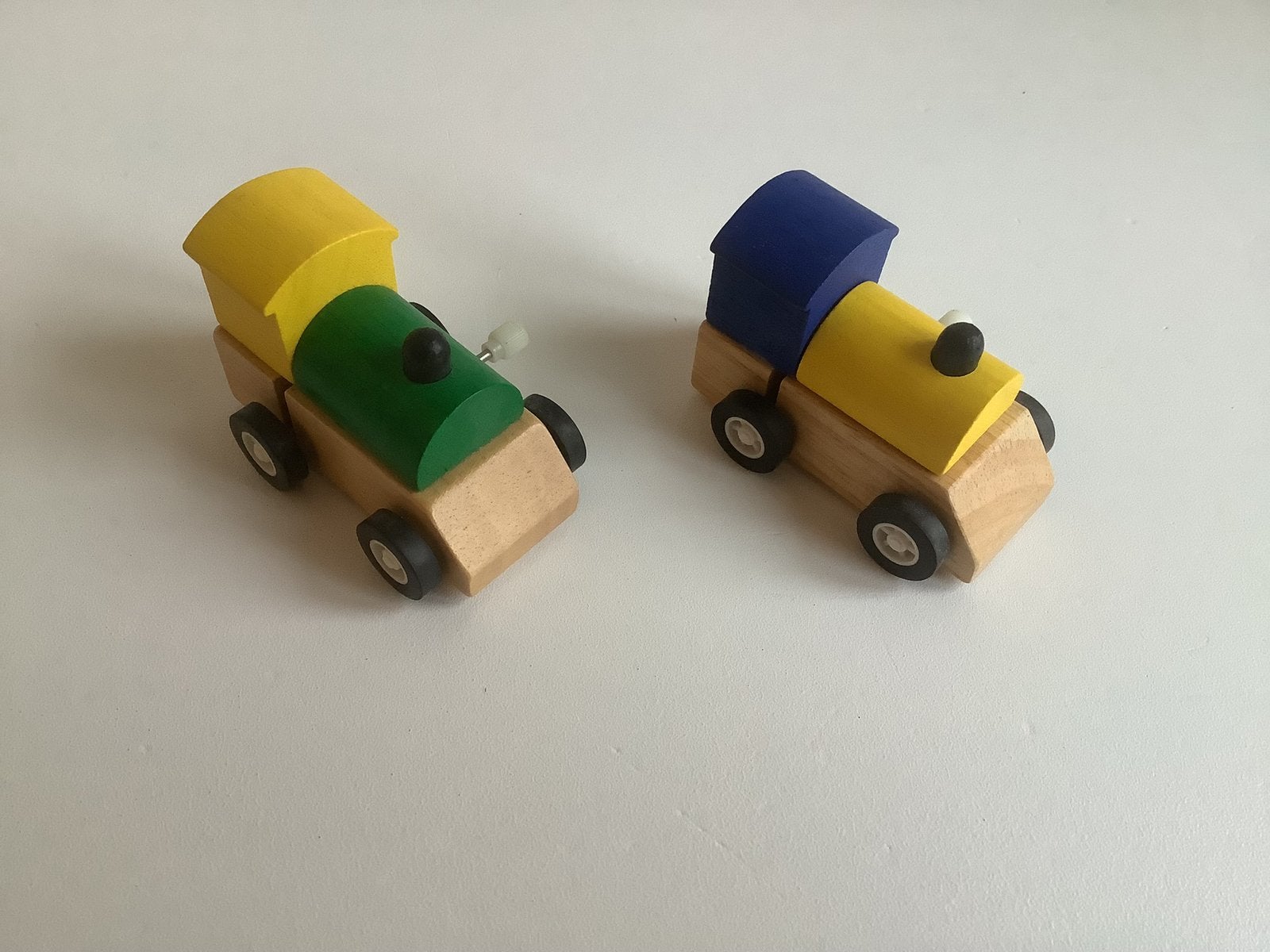 Pintoy houten treintjes / trein opwindbaar (Nieuwstaat), Kinderen en Baby's, Speelgoed | Houten speelgoed, Ophalen of Verzenden