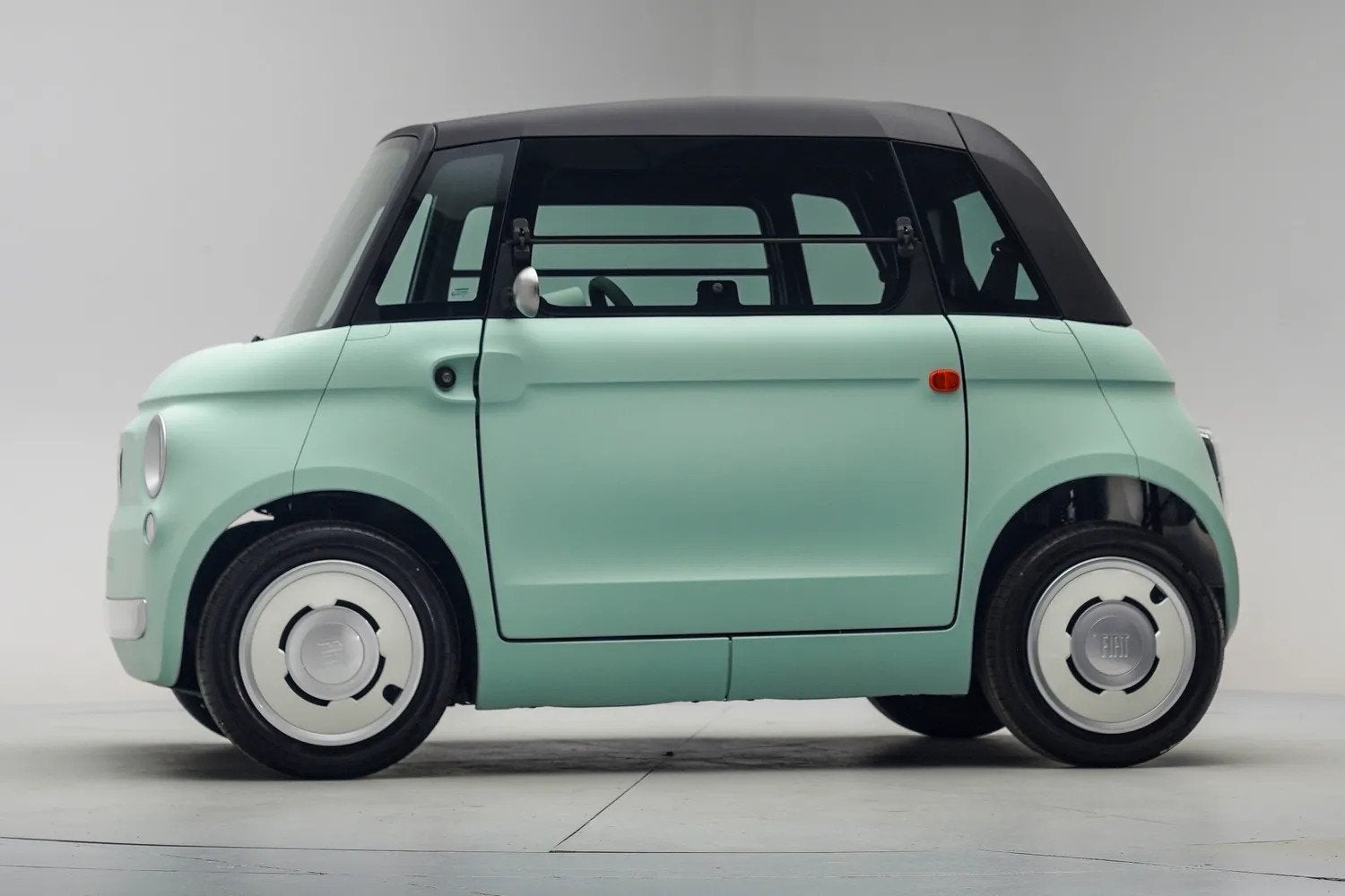 Fiat TOPOLINO 75KM [ Panoramadak Direct leverbaar Inclusief, Auto's, Overige modellen, 5 kWh, 2 stoelen, Geïmporteerd