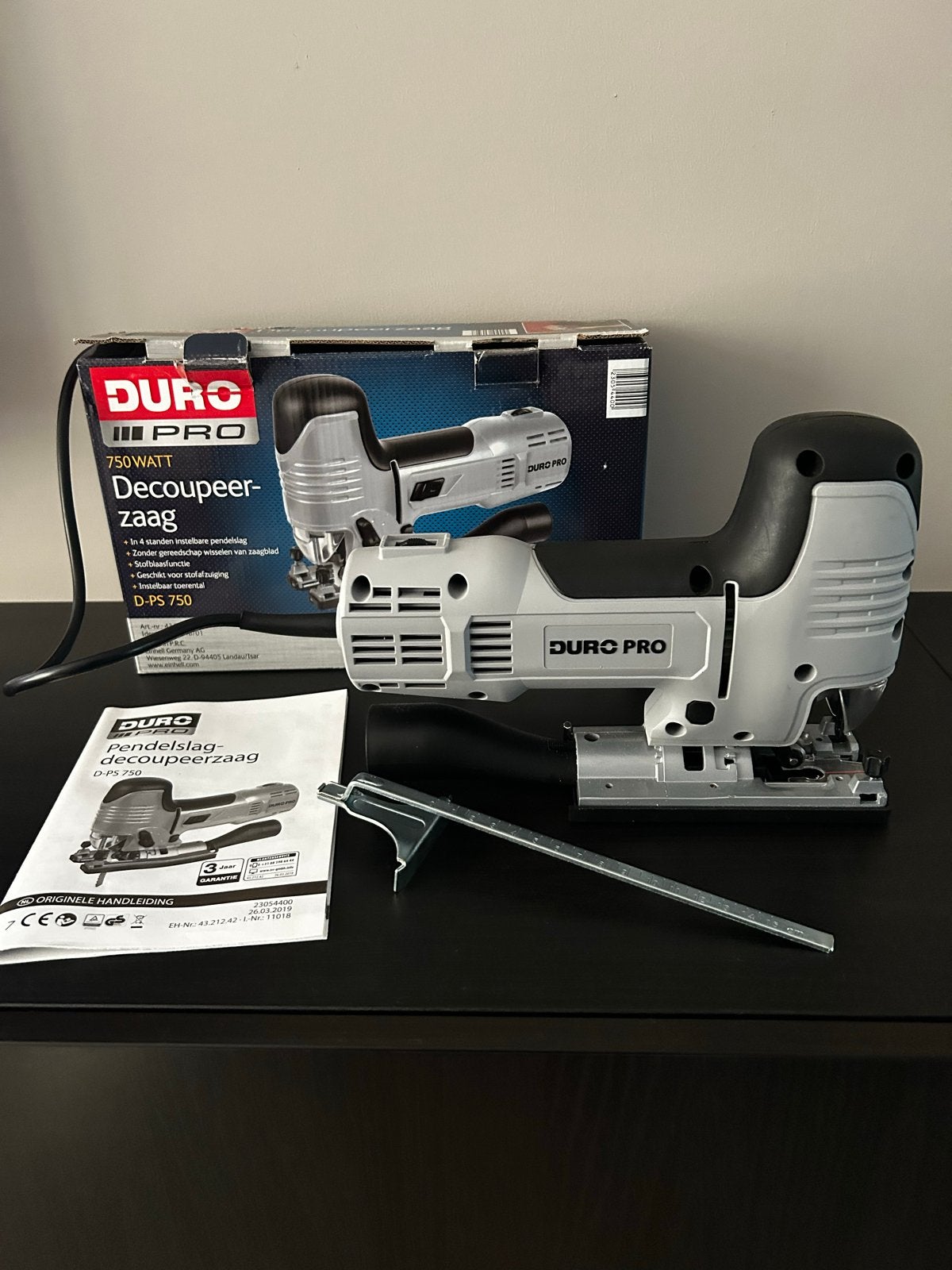 Duro Pro Decoupeerzaag 750W - Slechts 1x gebruikt, Ophalen, 600 tot 1200 watt, Zo goed als nieuw, Decoupeerzaag