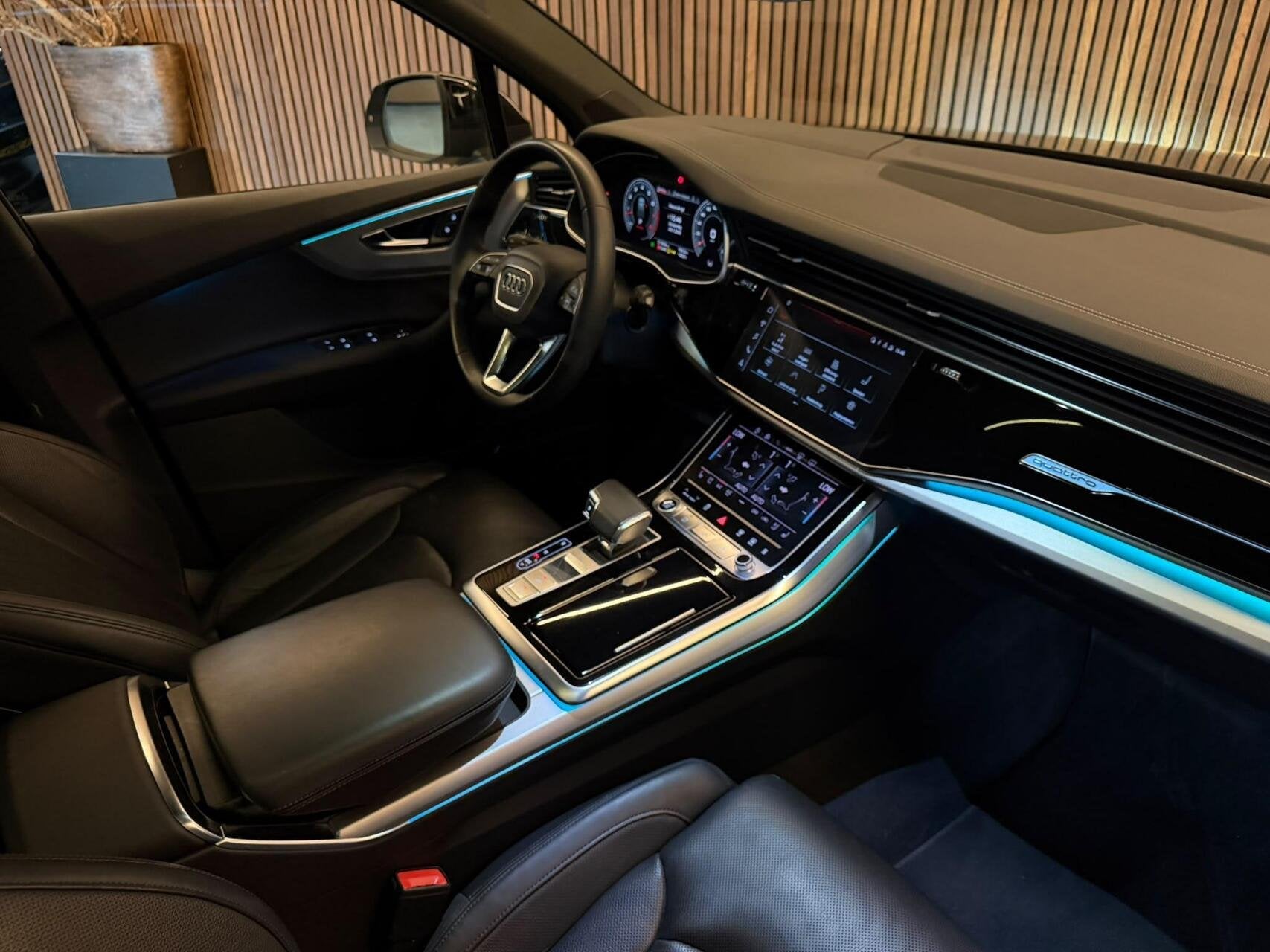 Foto 25 van Audi Q7 55 TFSI Quattro SQ7 uitv|7Pers|B&O|Pano|360|Matrix|