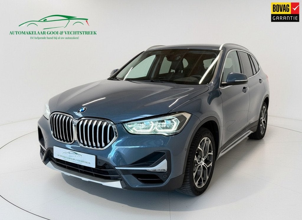 BMW X1 XDrive25e X-line - Trekhaak - Camera - Stoelverwarmin, Gebruikt, Leder en Stof, Plug-in hybride, Bedrijf