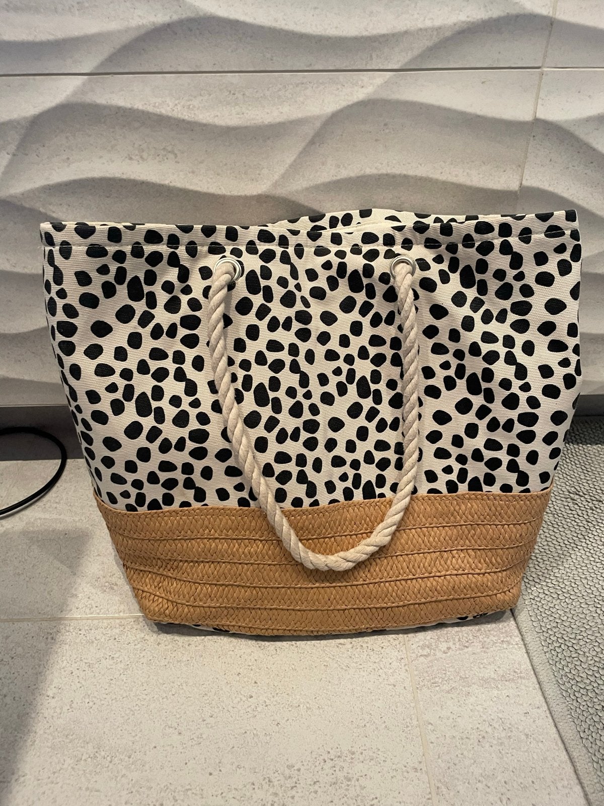 Strandtas met dalmatiërprint en rieten onderkant, Ophalen of Verzenden, Gebruikt, Wit, Shopper