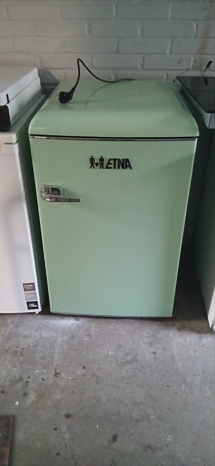 ETNA KKV5055GRO RETRO VINTAGE tafelmodel koelkast A+++, Zonder vriesvak, 100 tot 150 liter, Zo goed als nieuw, Energieklasse A of zuiniger