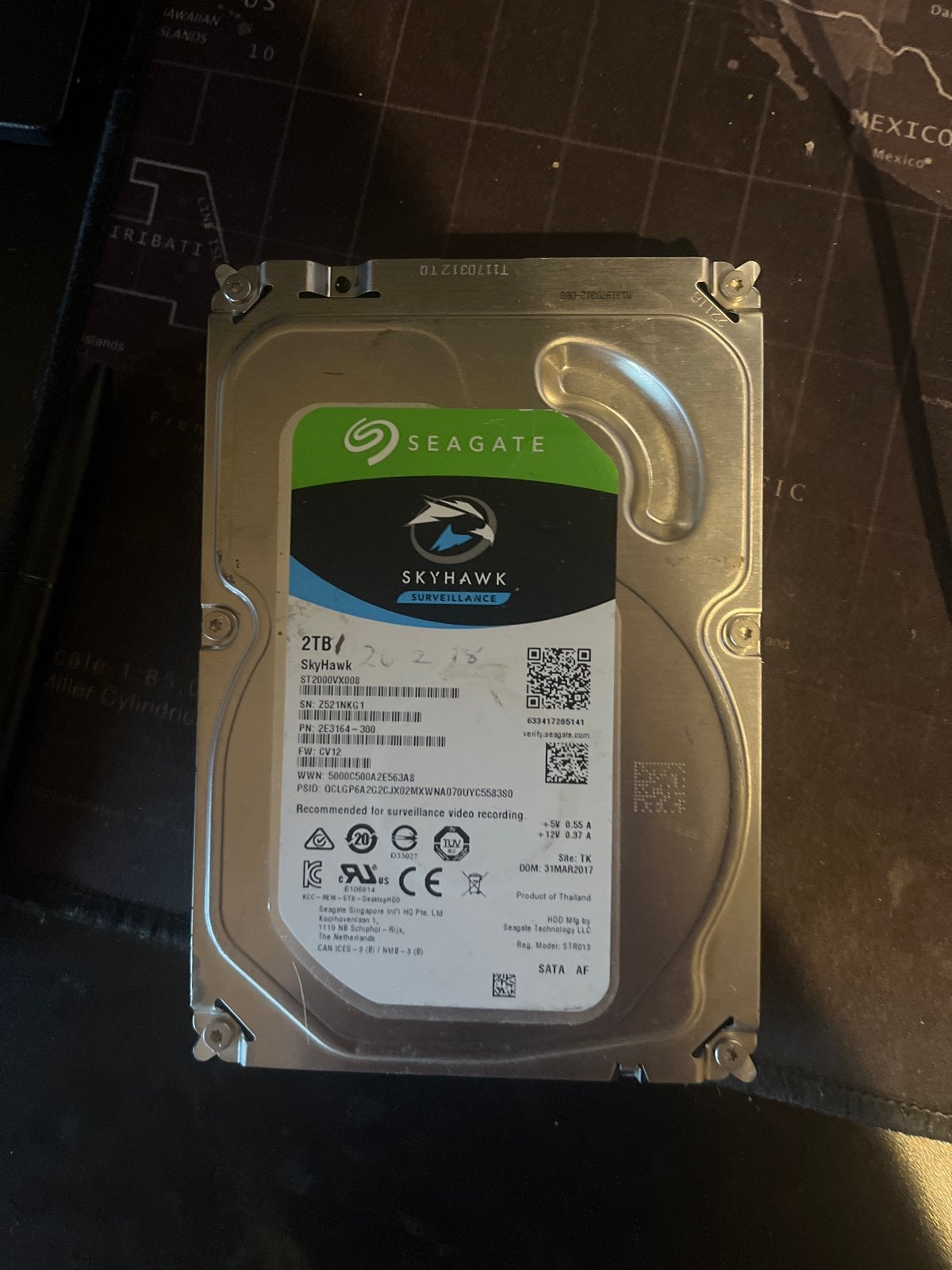 Seagate SkyHawk 2TB HDD, Intern, Ophalen of Verzenden, Zo goed als nieuw, Desktop