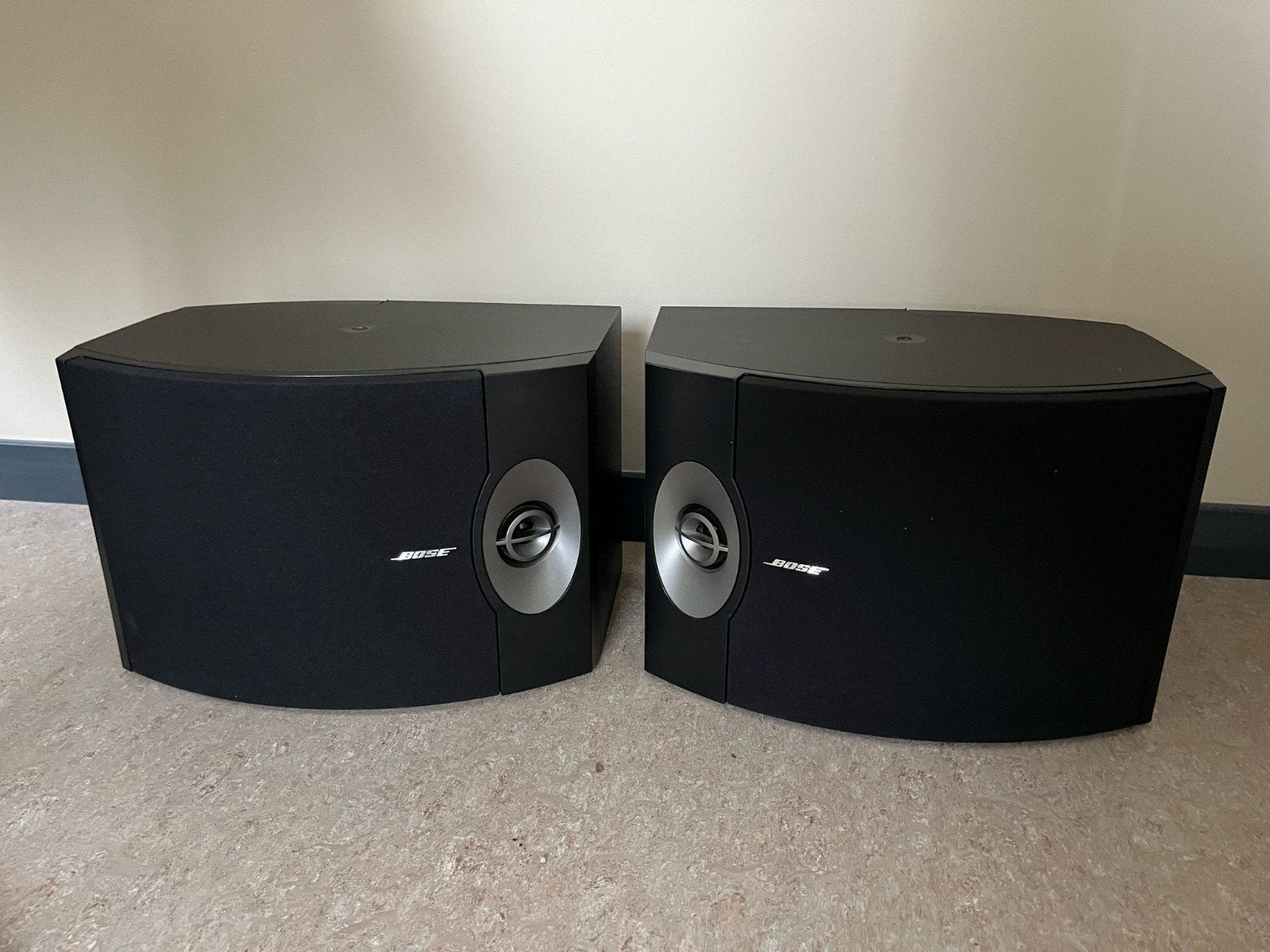 Bose 301 V Serie 5 speakerset - Erg mooie staat, Audio, Tv en Foto, Luidsprekers, Ophalen of Verzenden, Zo goed als nieuw, Speakerset