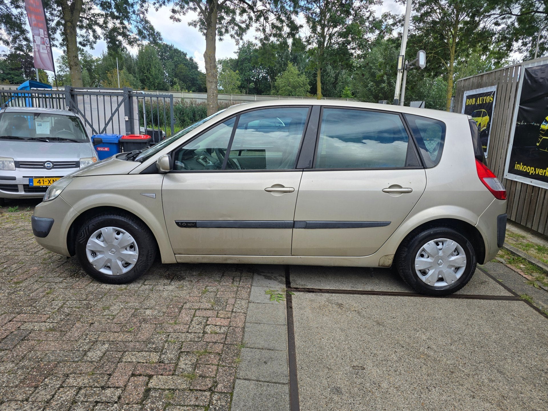 Renault Scénic 1.6-16V Dynamique Comfort/panorama/trekhaak/, Voorwielaandrijving, Gebruikt, 1295 kg, 4 cilinders
