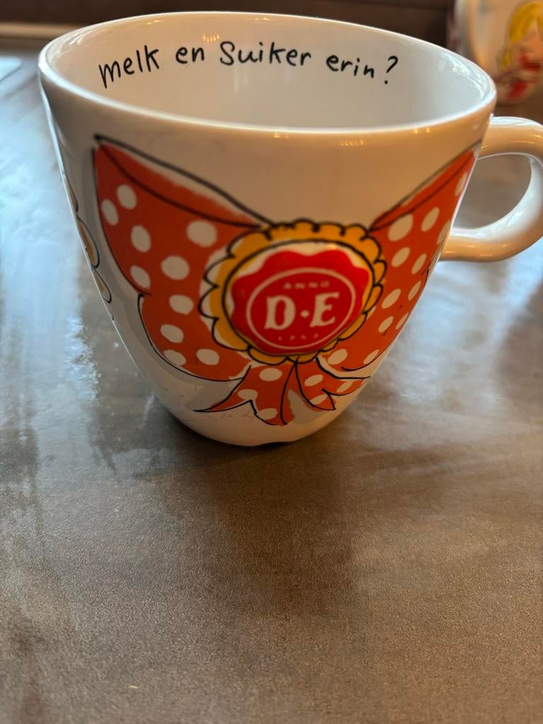 Douwe Egberts blond mok "Melk en Suiker erin?", Ophalen