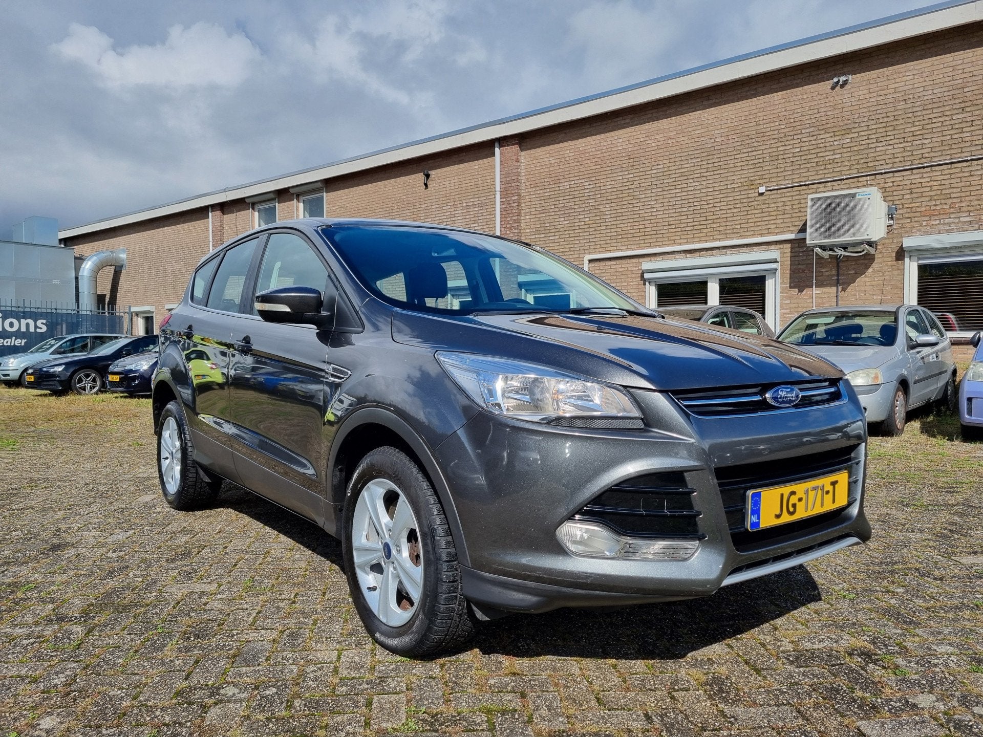 Ford Kuga 1.5 Titanium Plus 4WD ✅TREKHAAK ✅DEALER ONDERH, Auto's, Automaat, Dealer onderhouden, Euro 6, 4 cilinders