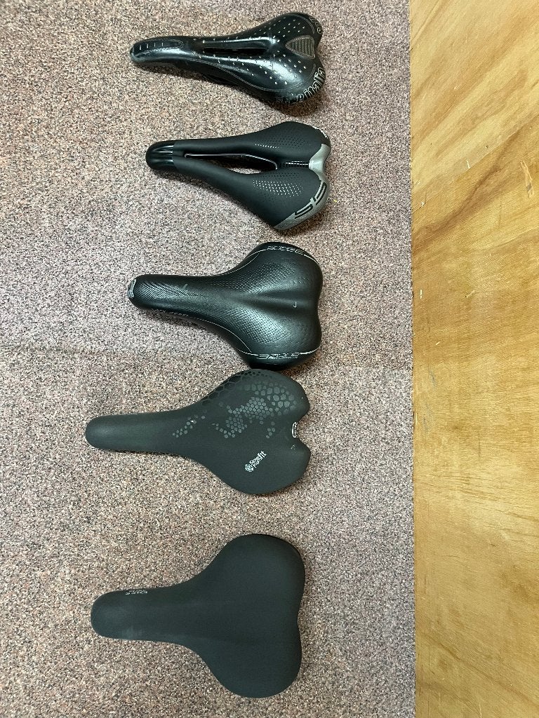 Verschillende zadels (voor dames), Ophalen of Verzenden, Zo goed als nieuw, Selle Italia, Selle Italia