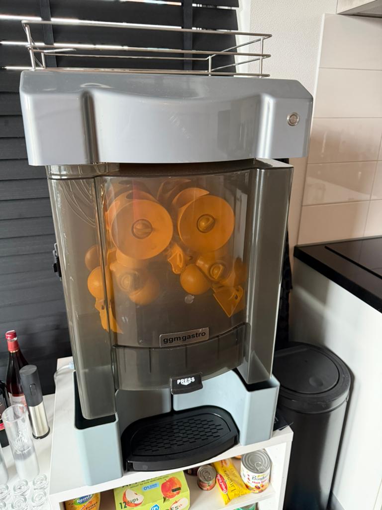 GGM GASTRO sinaasappelpers, Witgoed en Apparatuur, Juicers, Gebruikt, Sapcentrifuge, Elektrisch, Ophalen