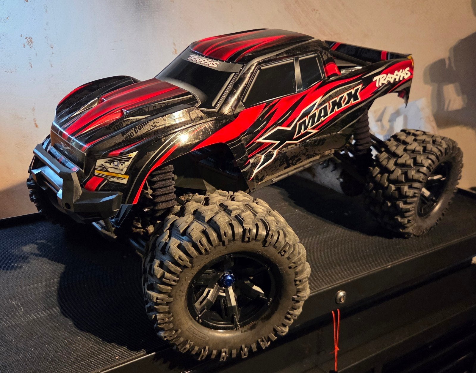 Traxxas X-Maxx RC Truck - Klaar om te rijden, Hobby en Vrije tijd, Modelbouw | Radiografisch | Auto's, Gebruikt, Auto offroad
