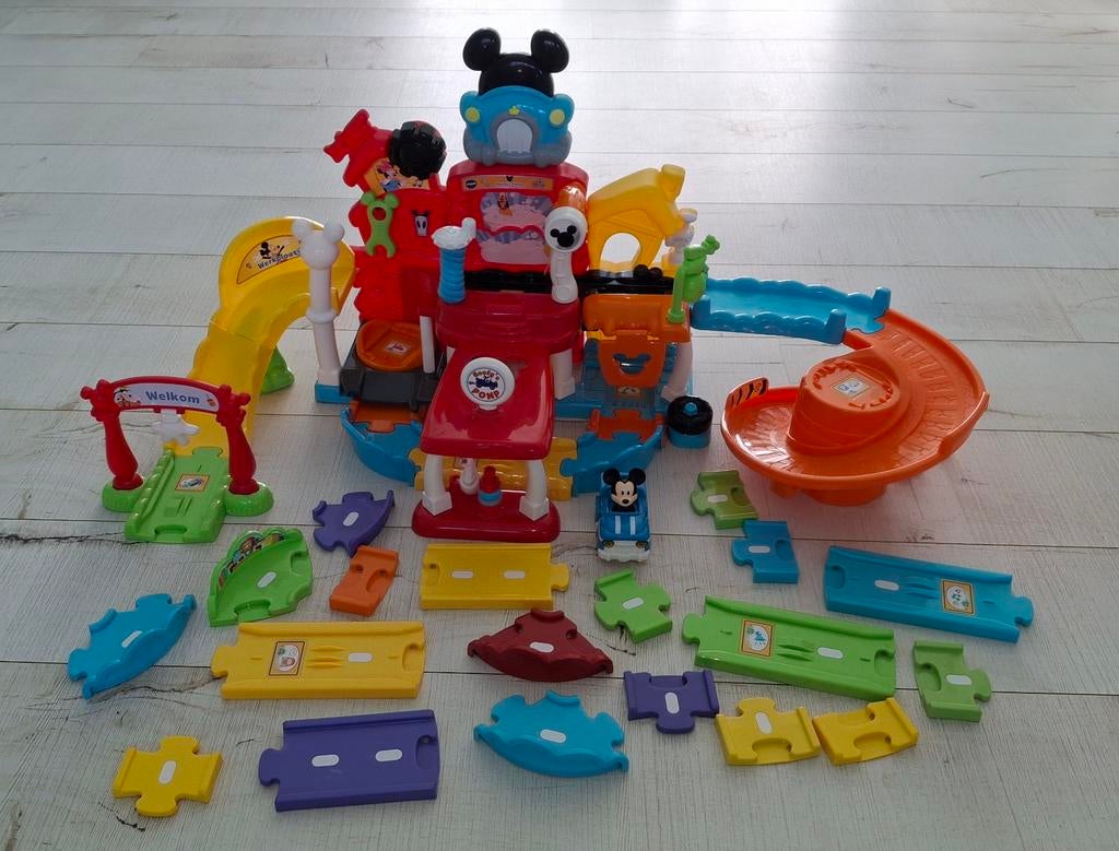 VTech Toet Toet Mickey's Garage met extra baandelen, Ophalen of Verzenden, Zo goed als nieuw, 6 maanden tot 2 jaar