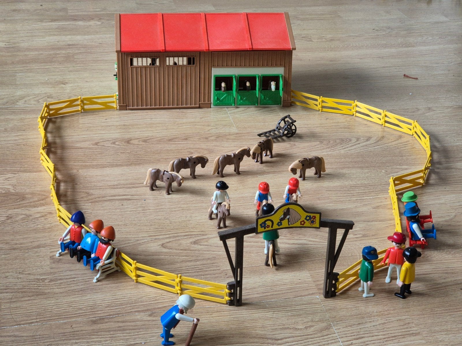 playmobil manege / boerderij, Ophalen of Verzenden, Gebruikt, Complete set