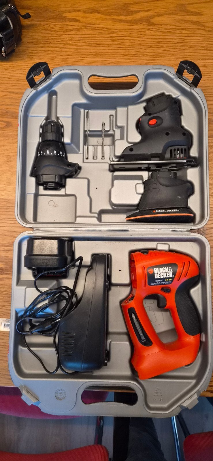 Black & Decker Quattro 14.4V Boor- en Schroefmachine Set, Ophalen of Verzenden, Gebruikt, Minder dan 400 watt, Boor- en Schroefmachine