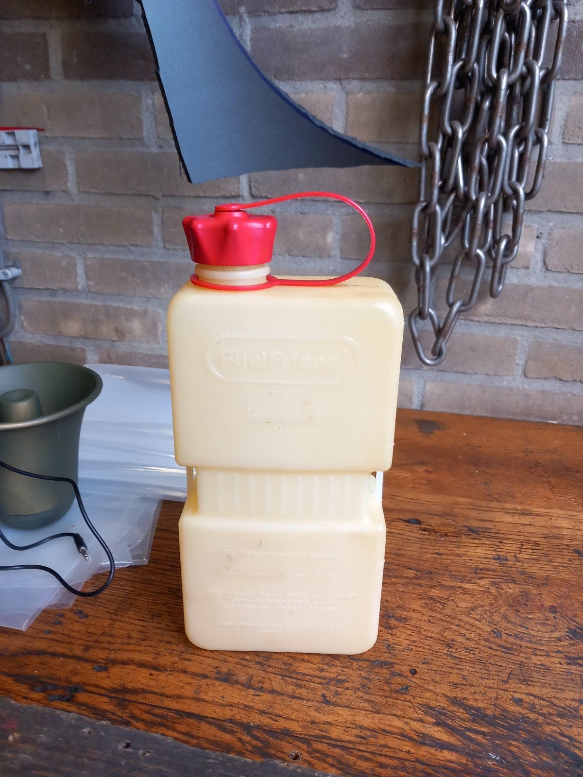 Fuel Friend 1,5 liter benzine jerrycan, Motoren, Ophalen of Verzenden, Zo goed als nieuw