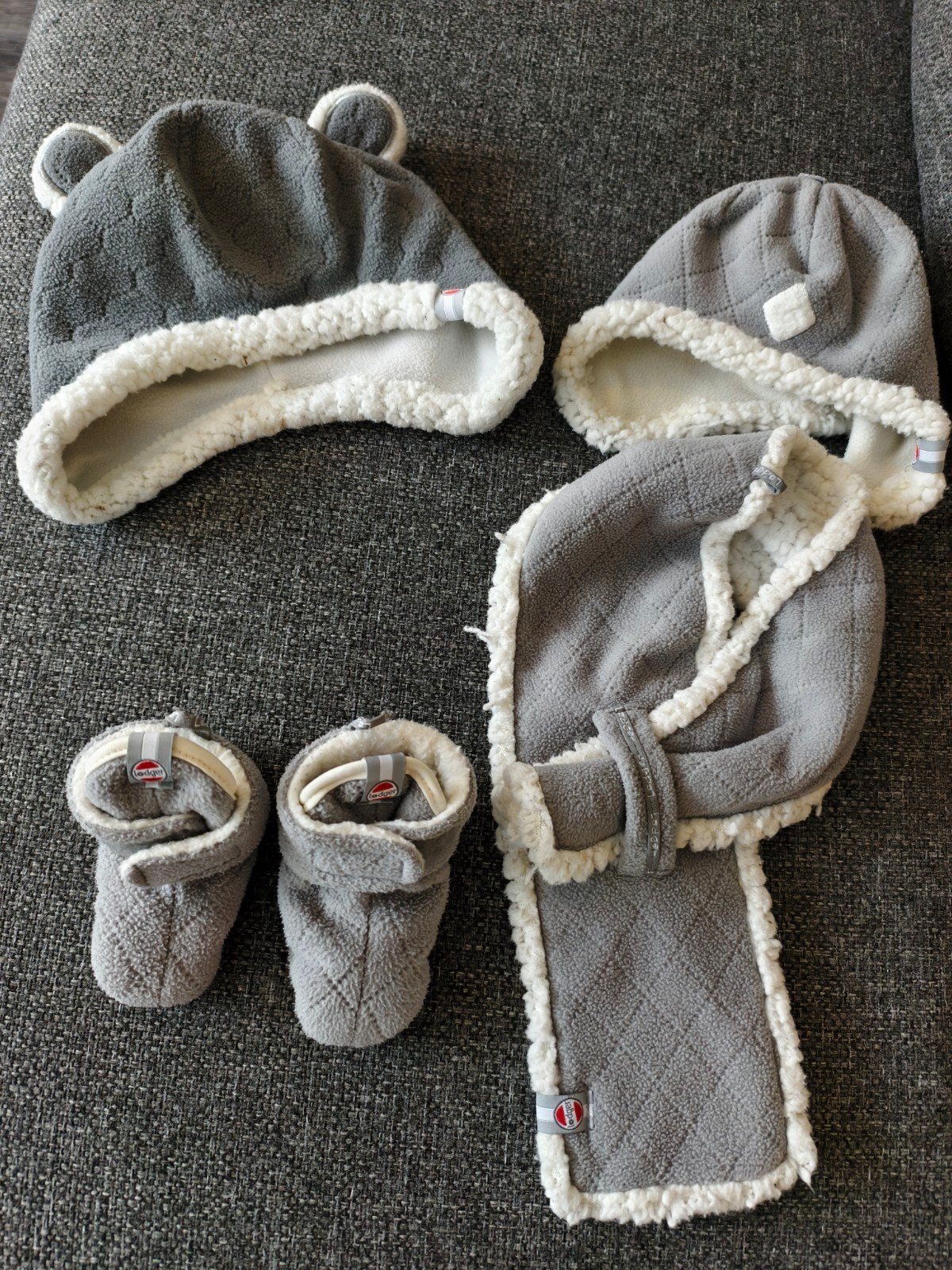 lodger baby sjaal sloffen en muts fleece grijs, Lodger, Ophalen of Verzenden, Zo goed als nieuw, Jongetje of Meisje