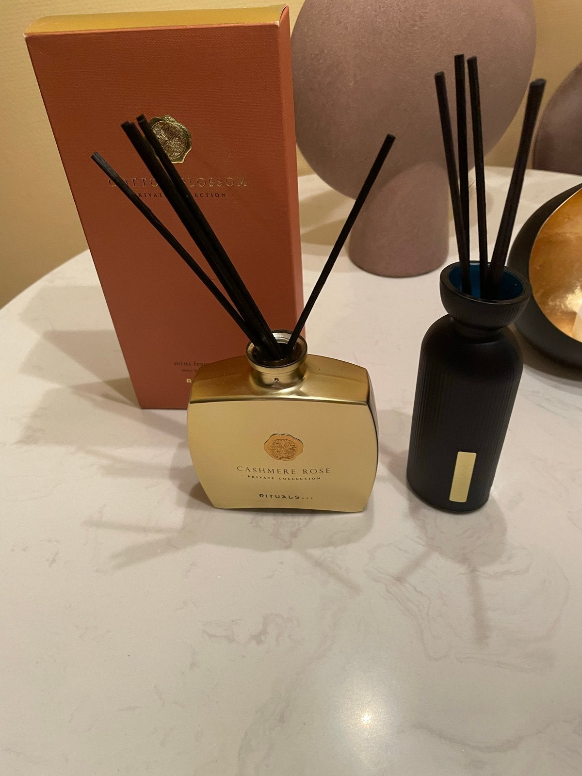 Rituals Private Collection Geurstokjes Cashmere Rose, Ophalen of Verzenden, Gebruikt, Goud, Glas