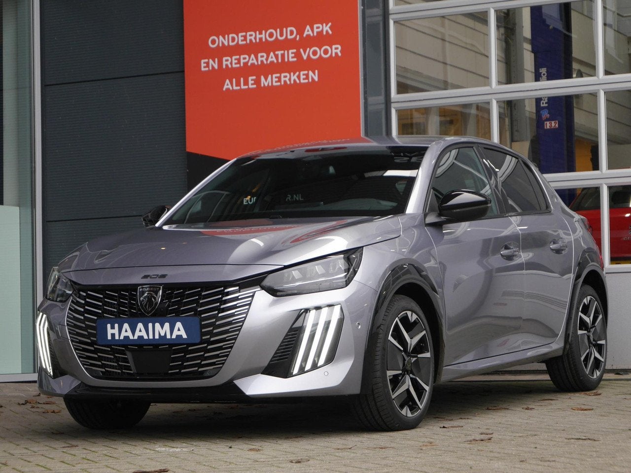 Peugeot 208 1.2 Hybrid 110 e-DCS6 GT | Adaptieve cruise cont, Automaat, Gebruikt, 1199 cc, Bedrijf